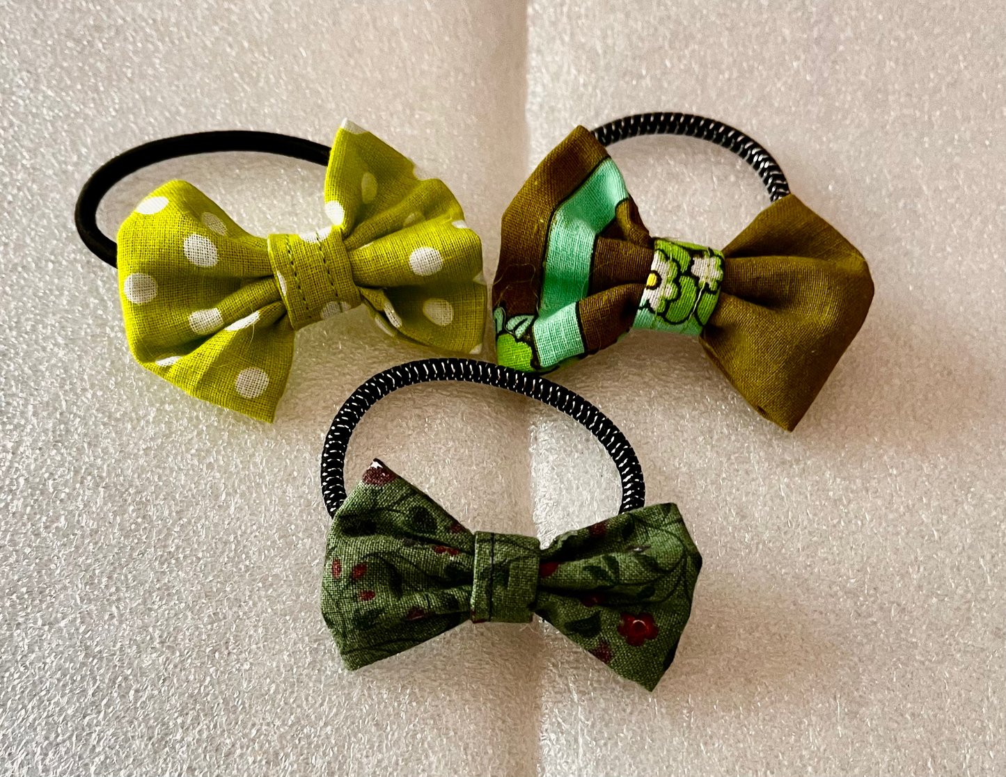 Set of 3 small hair accessories , Bow hair ties image 0