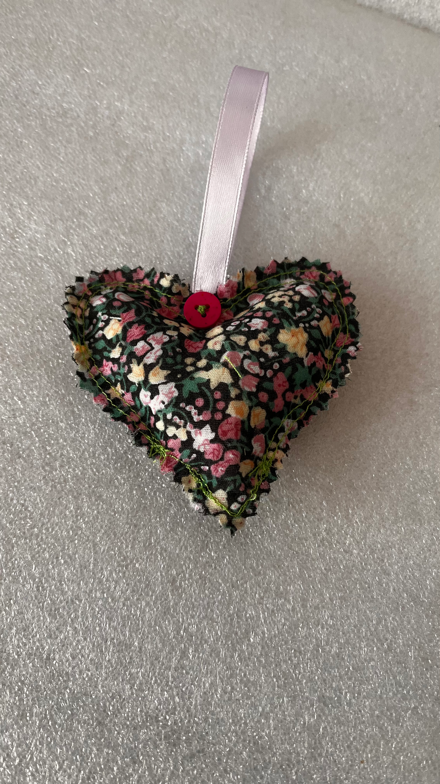 Mini diolch heart - welsh theme gifts  image 1